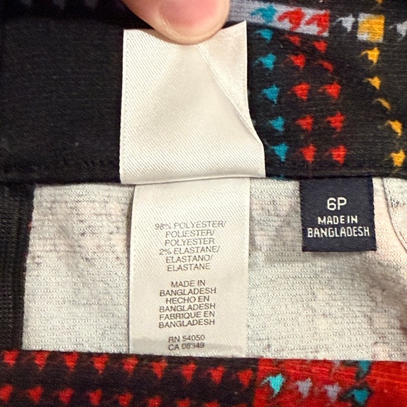 Evan Picone Women's Black and Red Plaid Pencil Skirt Size 6P - Picture 8 of 8